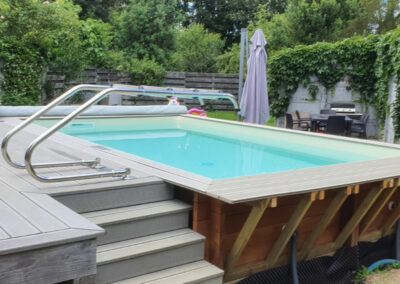 Réalisations de piscine en bois exotique hors sol, semi-enterrée ou enterrée en Vendée par Exotic Piscines